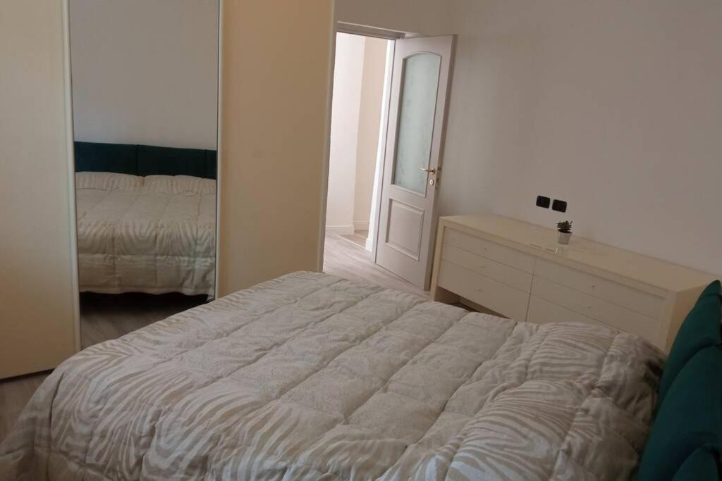 Entire Flat, Independent Entrance, 20 Mins To Bgy - Bergamo Milan Airport Apartment Nembro Екстериор снимка
