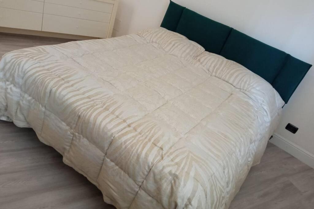 Entire Flat, Independent Entrance, 20 Mins To Bgy - Bergamo Milan Airport Apartment Nembro Екстериор снимка