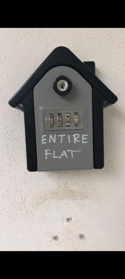 Entire Flat, Independent Entrance, 20 Mins To Bgy - Bergamo Milan Airport Apartment Nembro Екстериор снимка